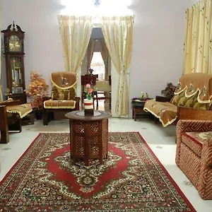 3* Hotel Coconut Creek Homestay